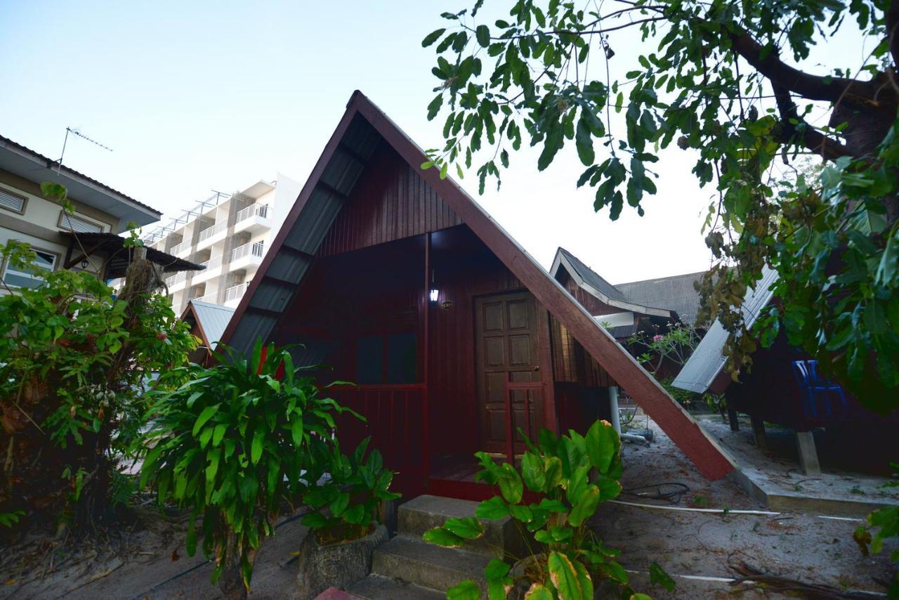 Delta Chenang Resort Pantai Cenang  Kültér fotó
